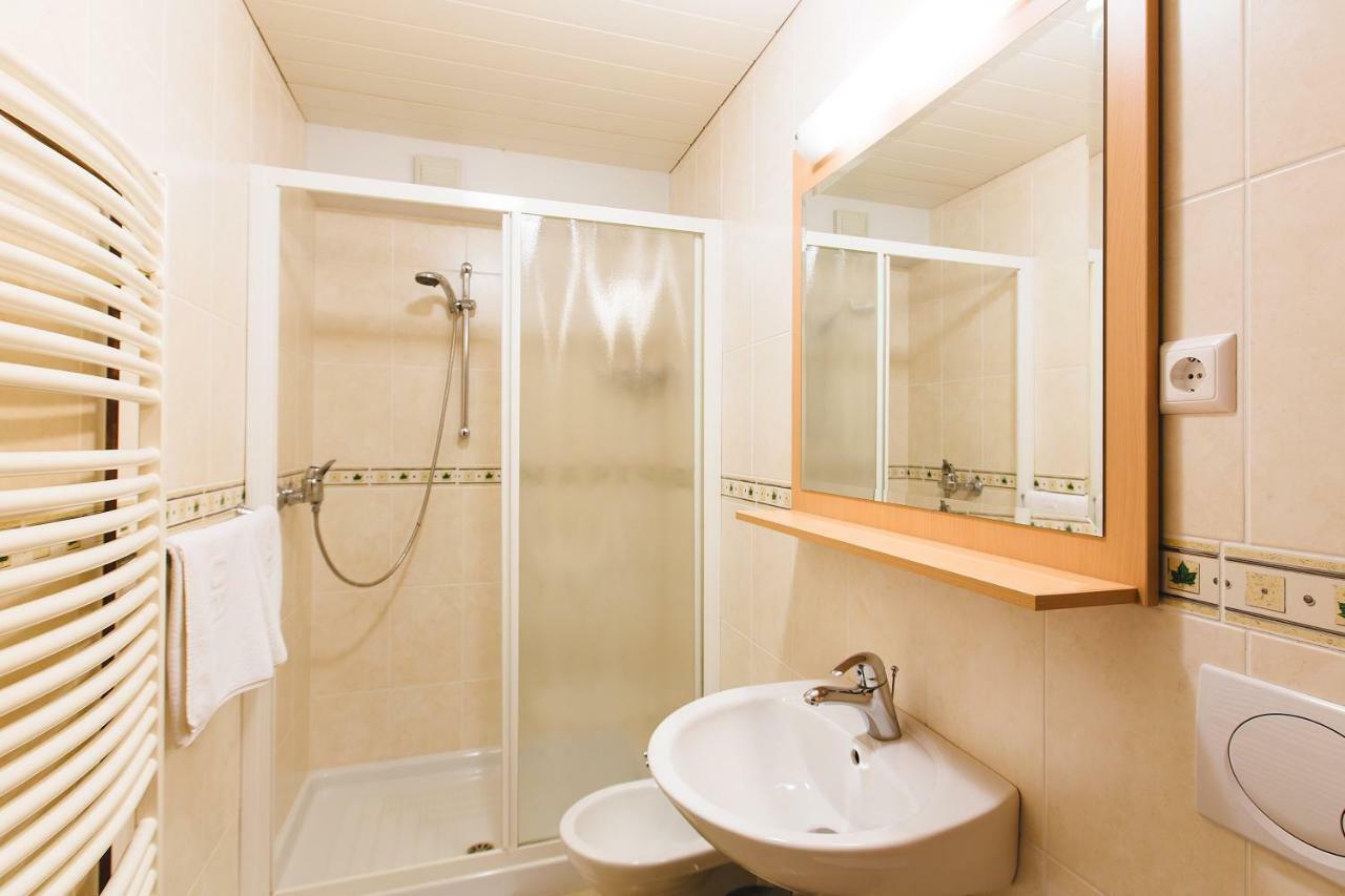 Apartments Kaps Bled Exterior photo